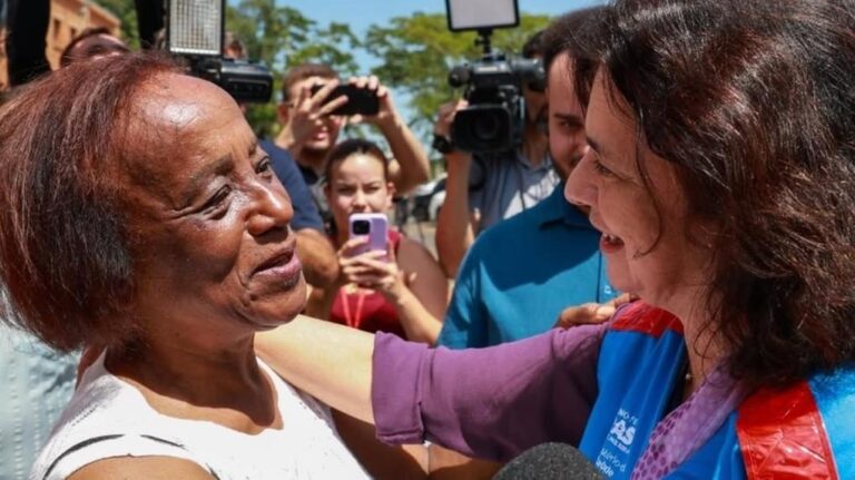 Nísia Trindade se pronuncia pela primeira vez após demissão do Ministério da Saúde: “frutos que amadurecem”
