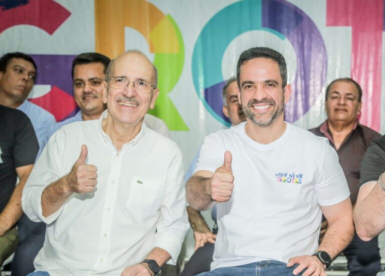 Paulo Dantas e Ronaldo Lopes entregam à população o Centro de Hemodiálise de Penedo em 18 de junho